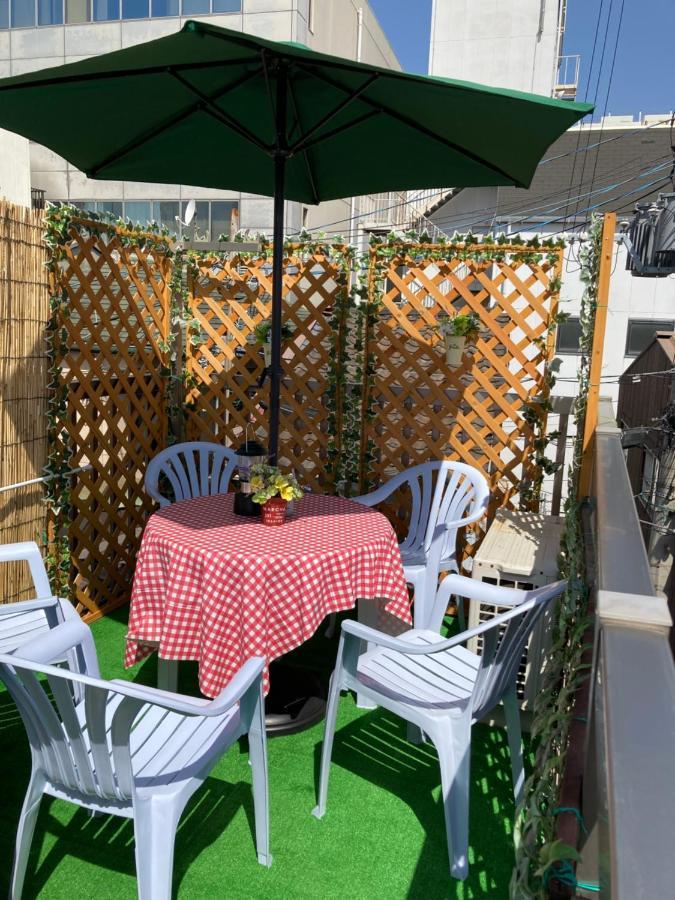 The Familiar Inn ー 旅館ホテル業 أوساكا المظهر الخارجي الصورة