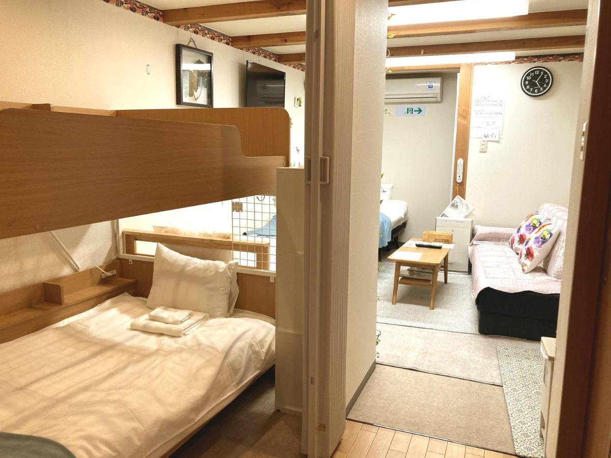 The Familiar Inn ー 旅館ホテル業 أوساكا المظهر الخارجي الصورة