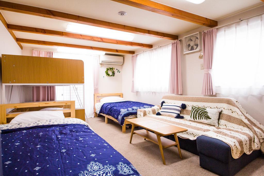 The Familiar Inn ー 旅館ホテル業 أوساكا المظهر الخارجي الصورة